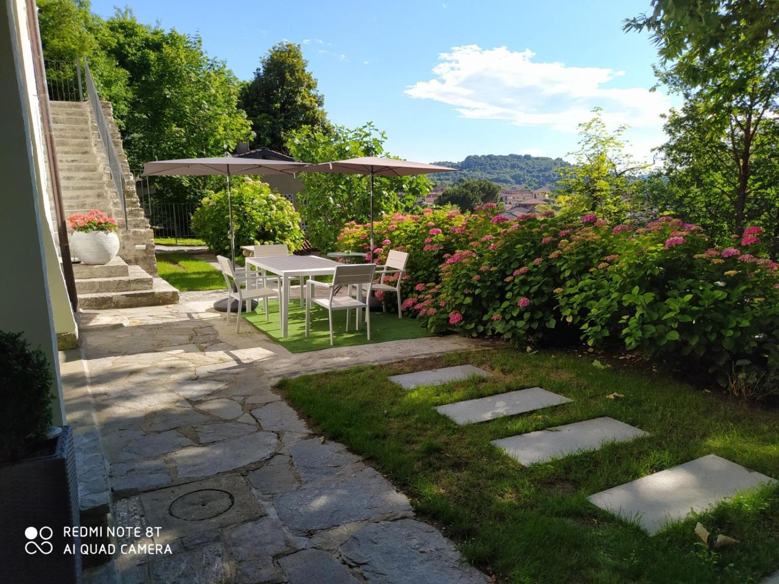 "La Selvetta" Bed And Breakfast Buguggiate Zewnętrze zdjęcie